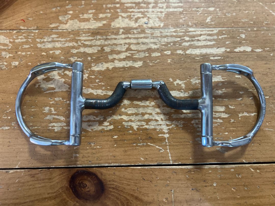 Myler Level 3 Sweet Iron Dee w/ Hooks - 5 1/4"