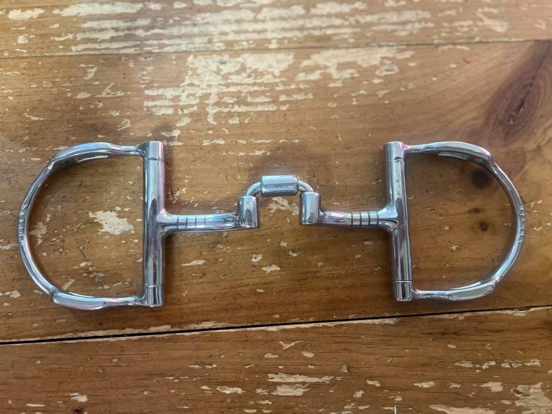 Myler Correctional Low Ported Barrel Dee w/ Hooks - 5"